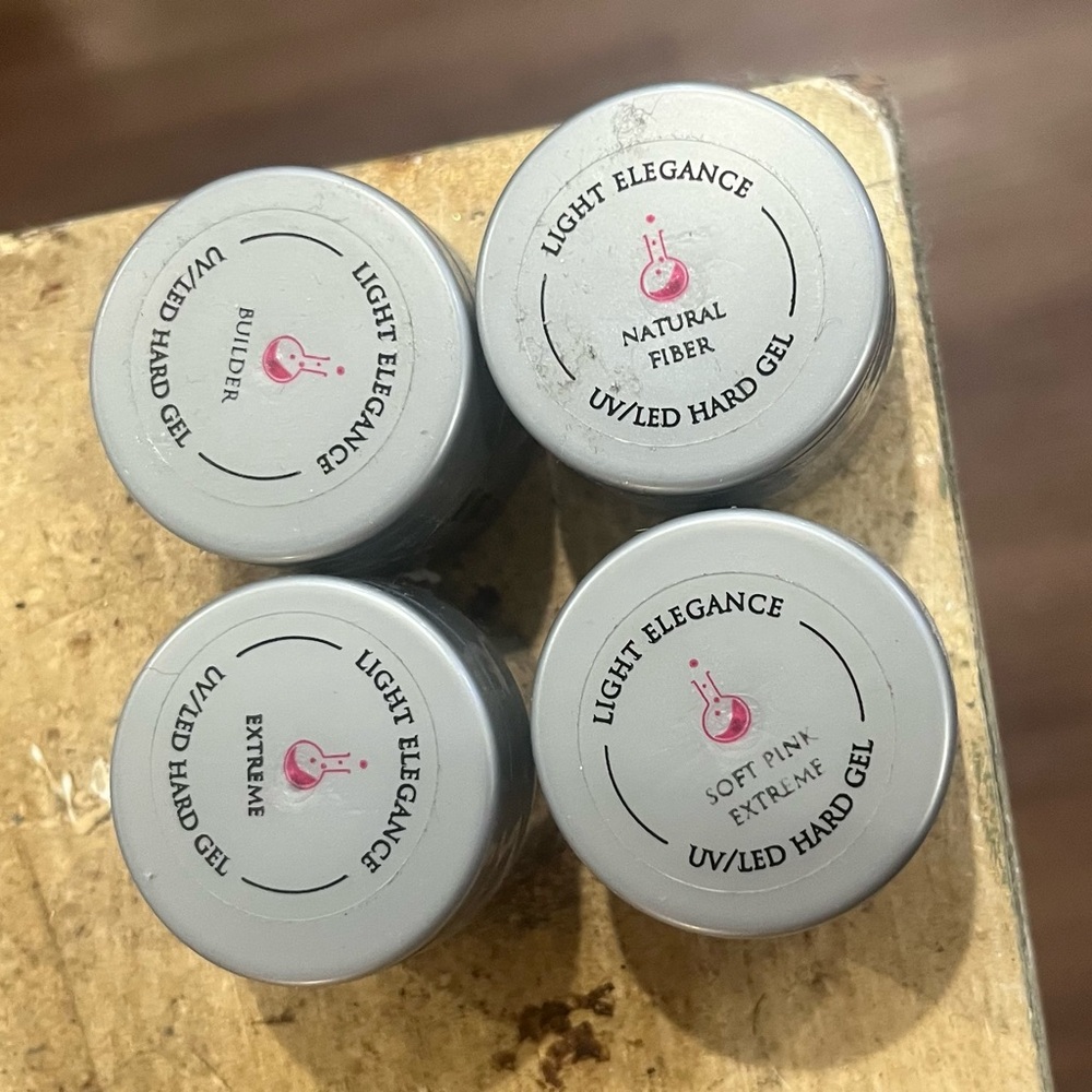 Light Elegance builder gels NEW